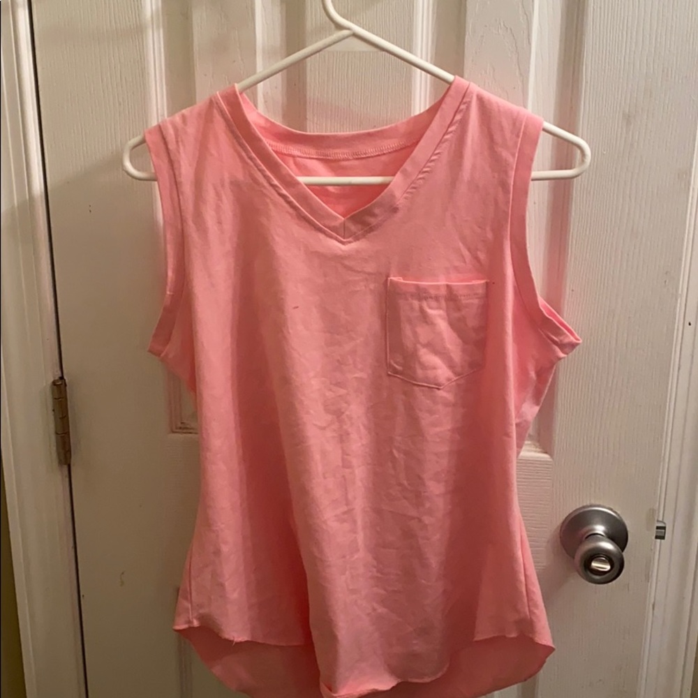 Pink tank top